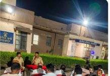 🟨 उत्सव पार्श्वभूमीवर घरचांदूर येथे शांतता कमिटीची बैठक संपन्न