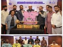 कला, मैत्री आणि क्रिकेटचा जल्लोष! “रंगकर्मी क्रिकेट लीग”च्या ट्रॉफी व टी-शर्टचे दिमाखदार अनावरण
